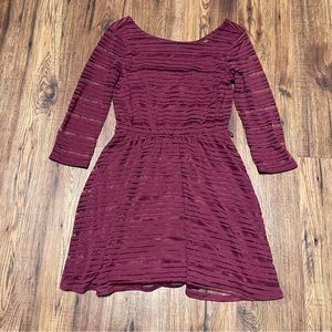 Elegant Burgundy juniors Dress by Lily Rose fully lined size small